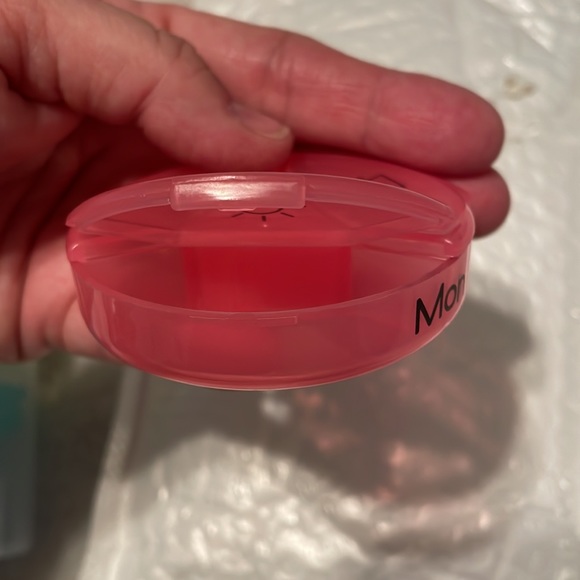 Pill containers by day,  7 days ,   morning, mid day and night compartments! - Picture 6 of 8